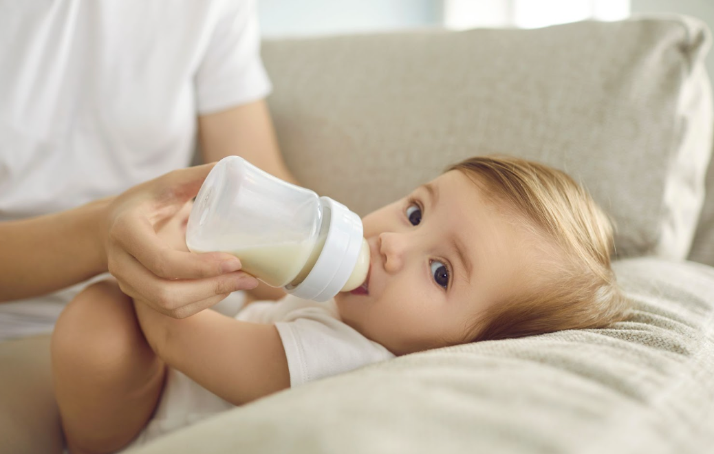 Why an Easy-to-Digest Formula Can Make Feedings Smoother for Babies and Parents