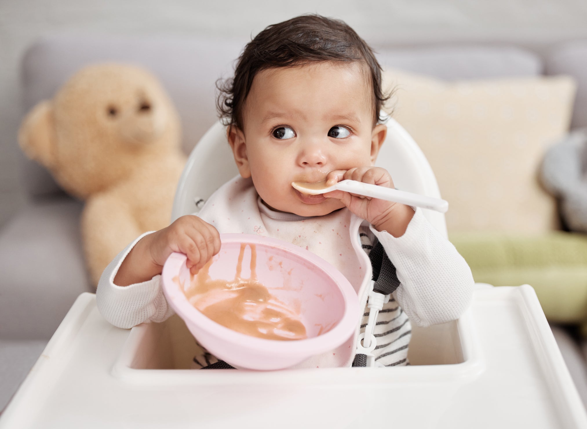 6-Month-Old Feeding Schedule: Formula, Breast Milk & Solids